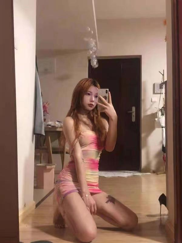 体验刚做兼职的小妹妹